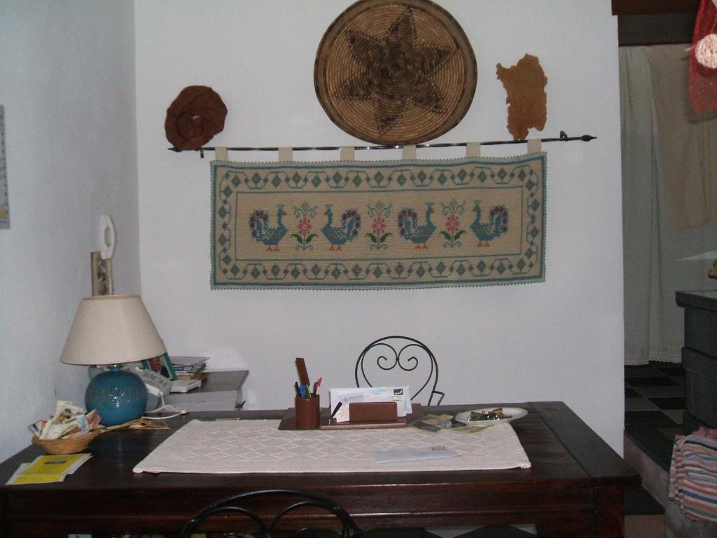 Su Cantaru Guesthouse Villanova Monteleone Exterior photo